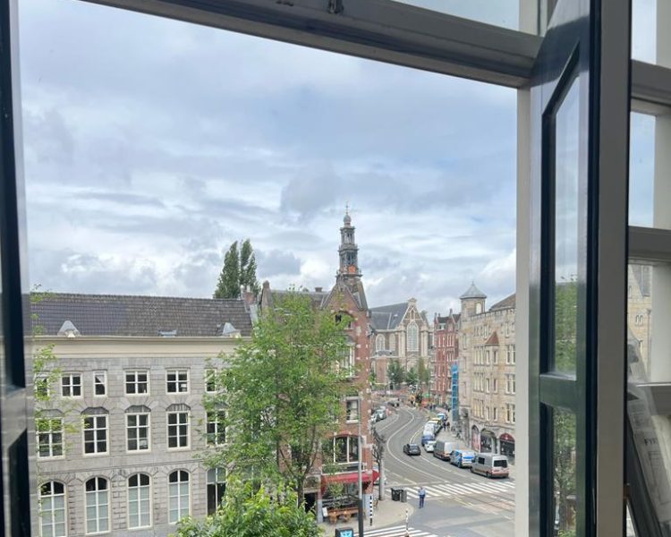 Bezoek ons in Amsterdam
