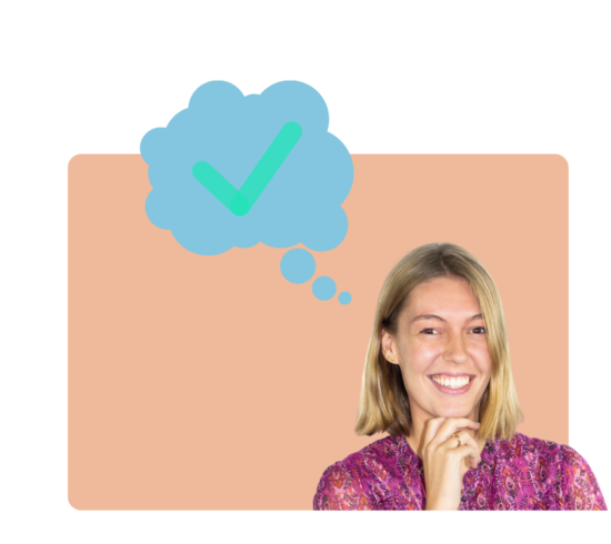 vrouw met gedachtewolk met vinkje erin